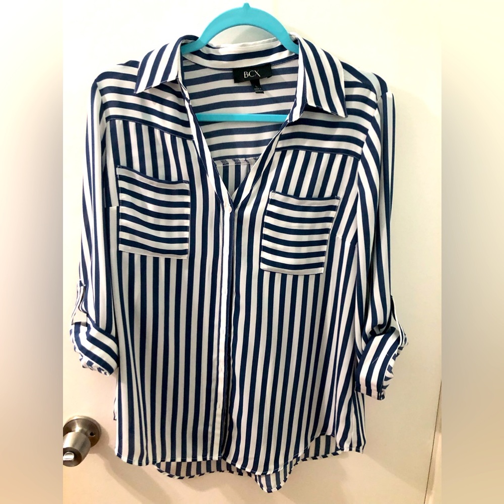 EUC, BCX, Women’s Size L, Button Down Blouse with Navy Blue & White Stripes
